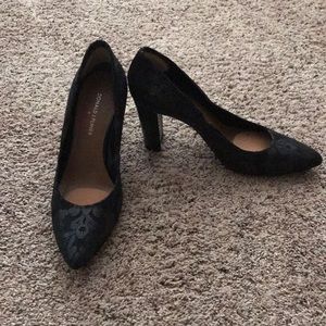 EUC Donald J Pliner Heels